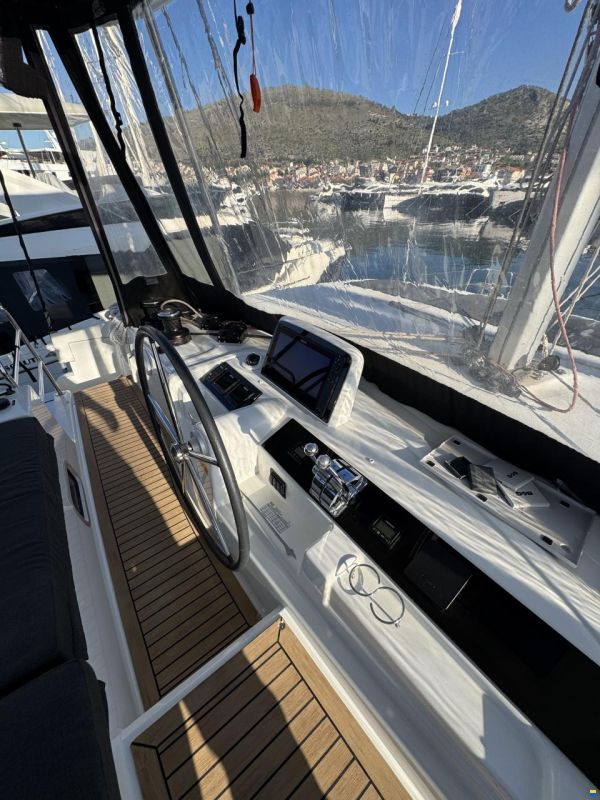 Lagoon 46