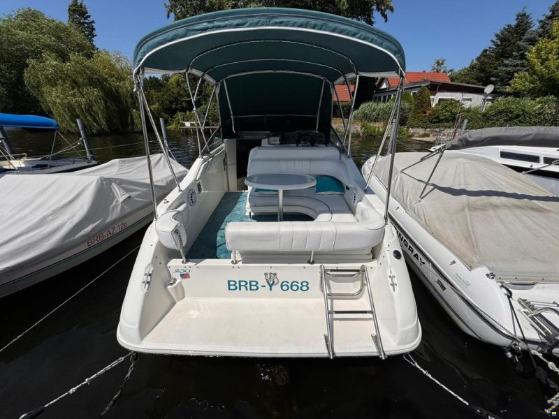 Sea Ray 230 Sundancer