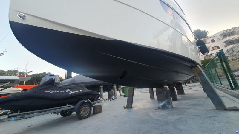 NUVA Yachts M9