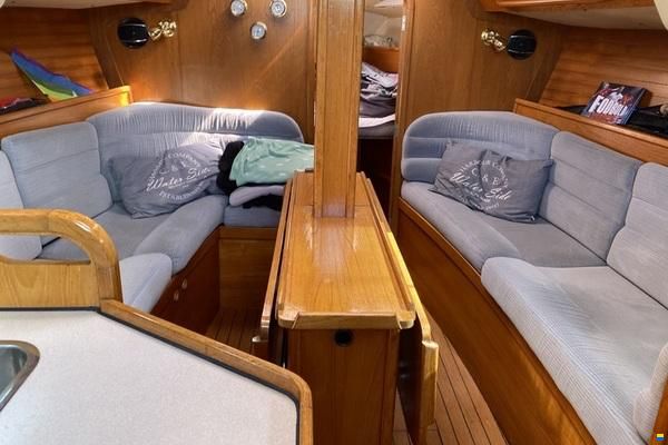 Jeanneau Sun Shine 38