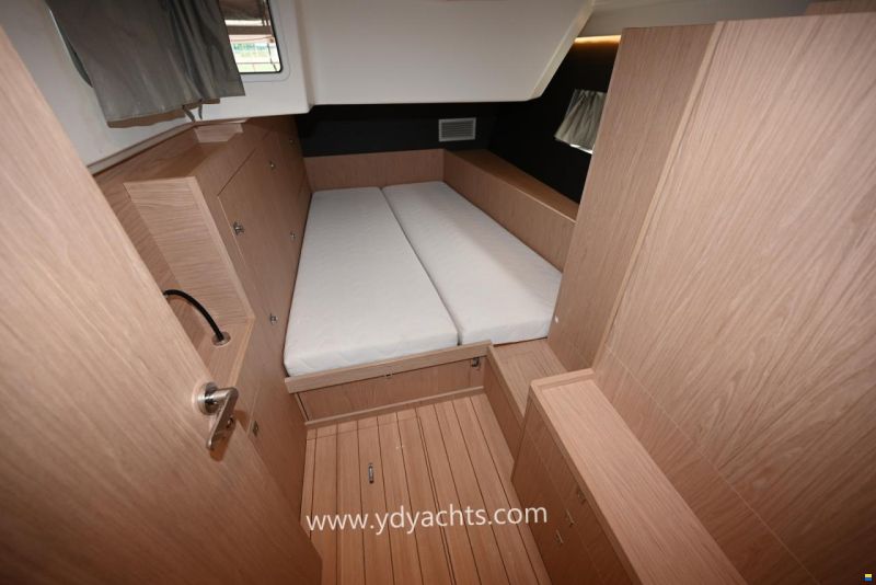 Beneteau Oceanis 55.1 Owner's Version