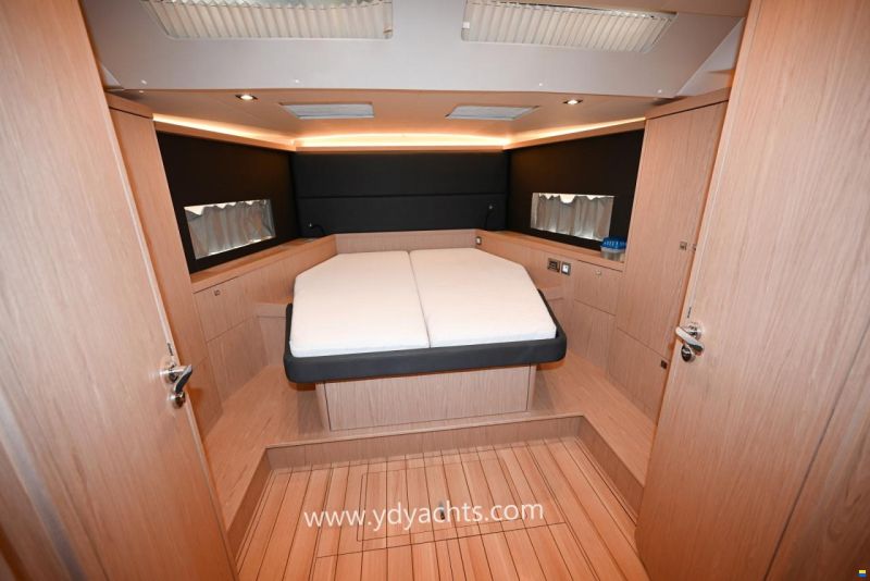Beneteau Oceanis 55.1 Owner's Version
