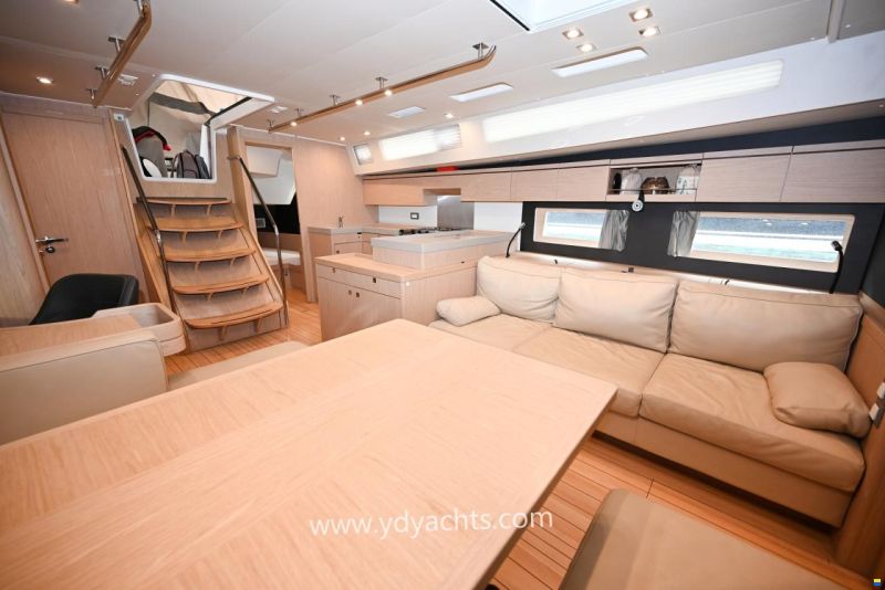 Beneteau Oceanis 55.1 Owner's Version
