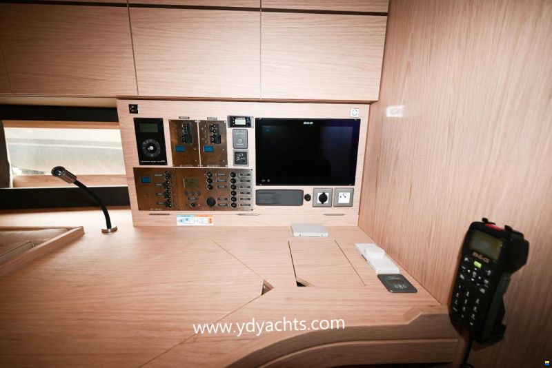 Beneteau Oceanis 55.1 Owner's Version