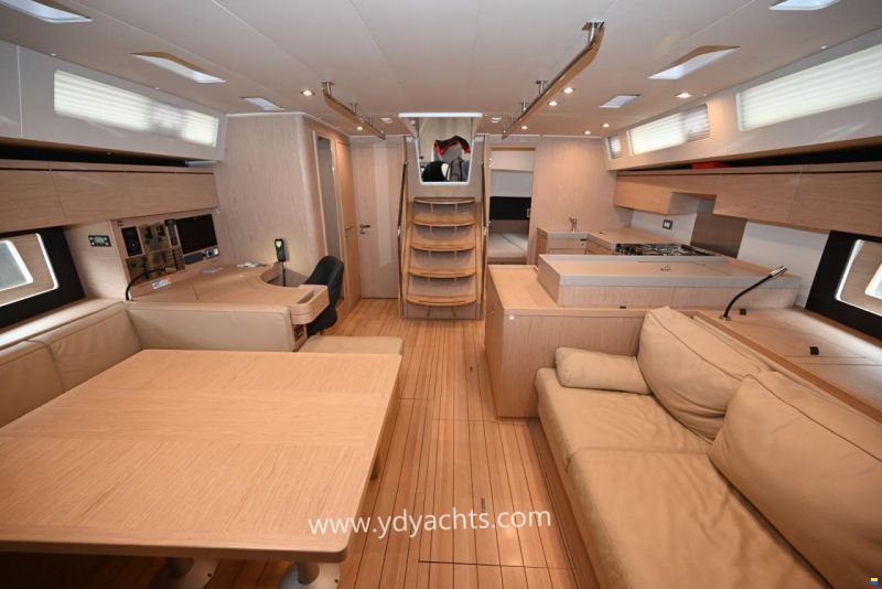 Beneteau Oceanis 55.1 Owner's Version