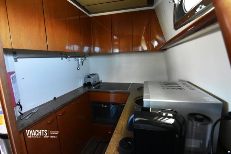 Ferretti 70 Flybridge