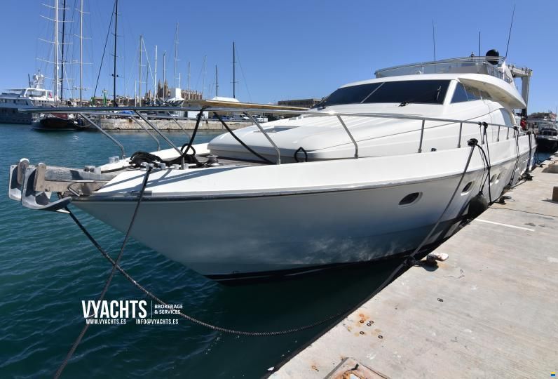 Ferretti 70 Flybridge