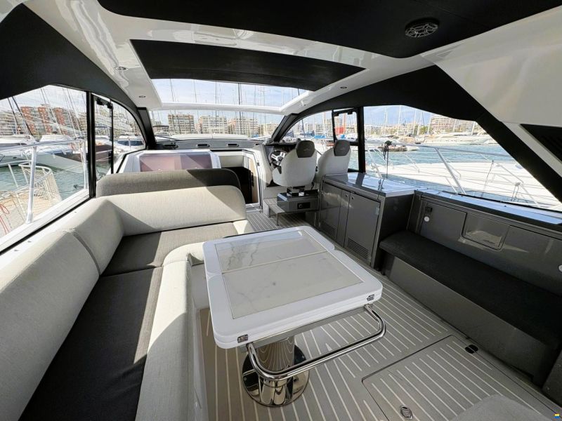 Azimut Atlantis 51