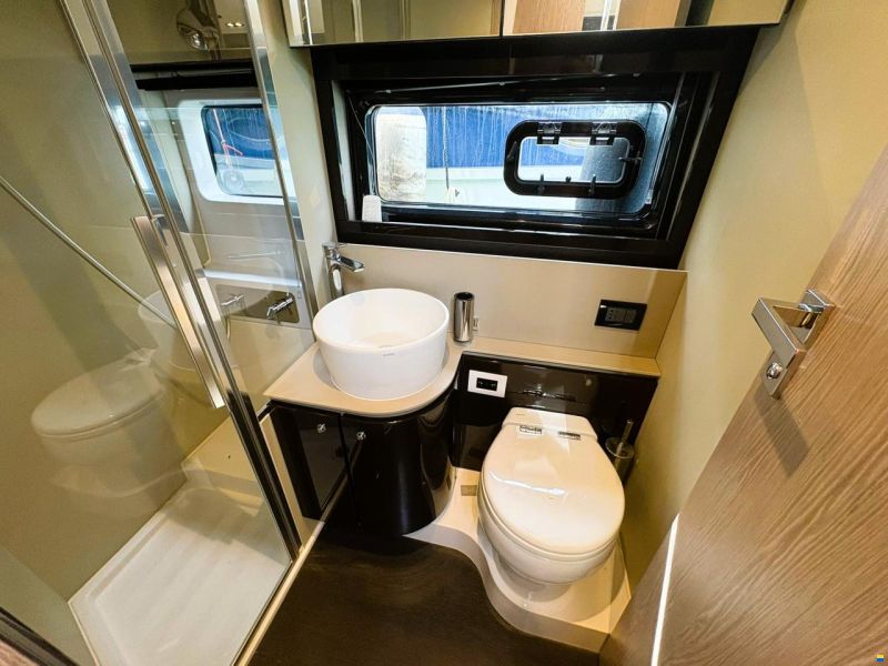 Azimut Atlantis 51