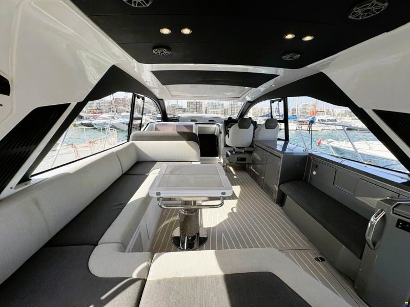 Azimut Atlantis 51