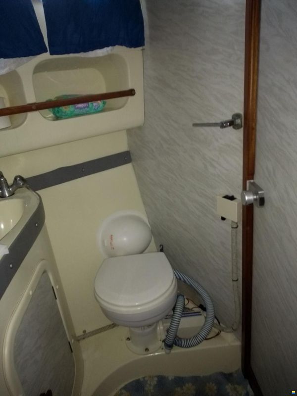 Sealine Ambassador 285