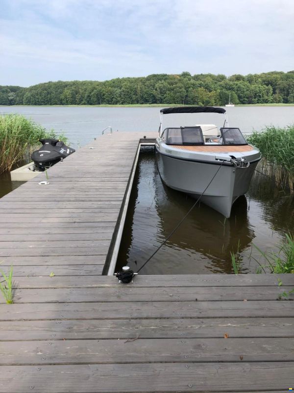 Rand Leisure 28