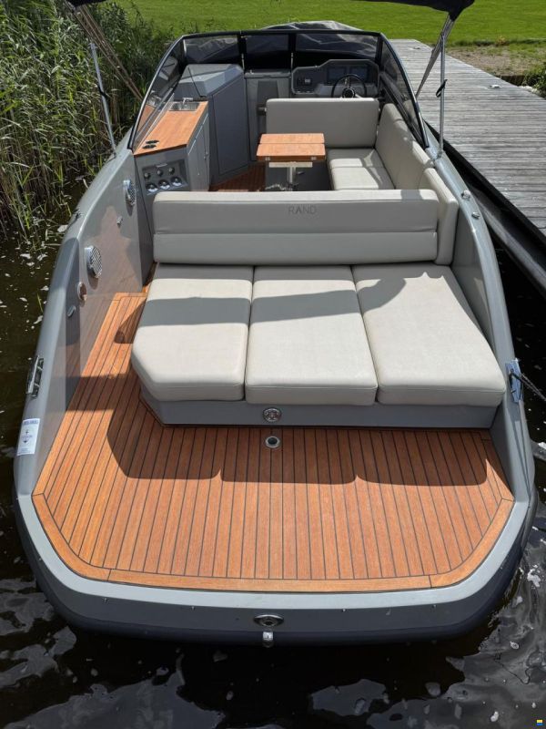 Rand Leisure 28