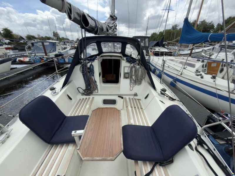 Beneteau First 285
