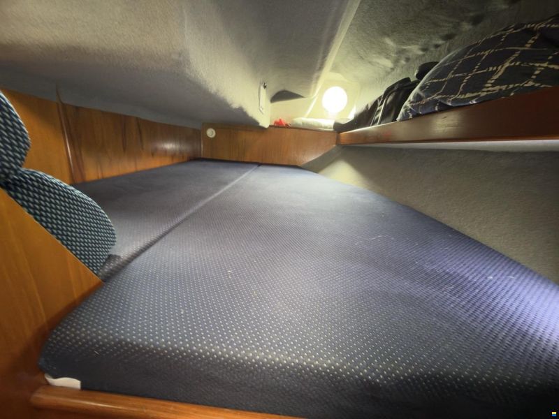 Beneteau First 285