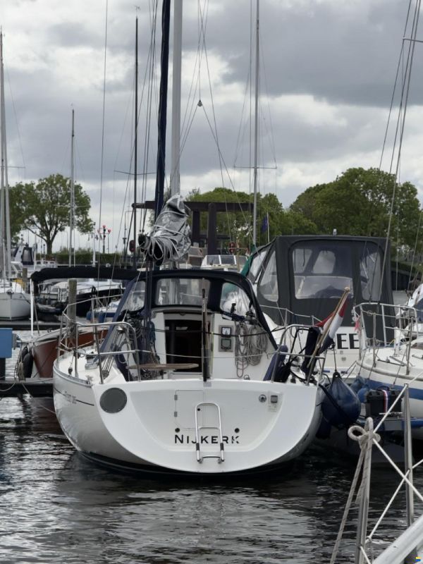 Beneteau First 285