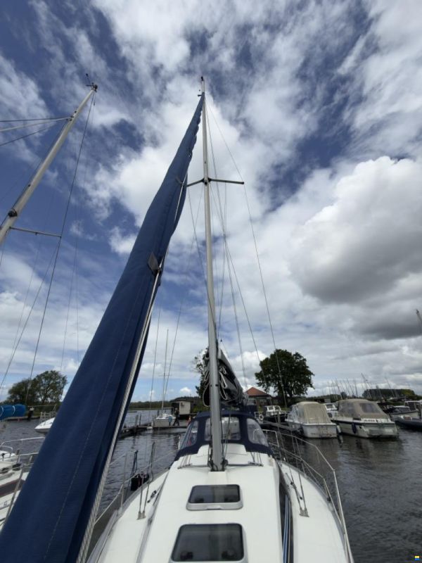 Beneteau First 285