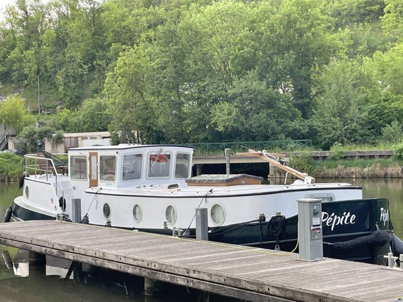 Piper Luxemotor 49L