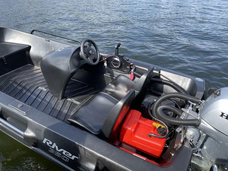 River 350 XR Black Edition