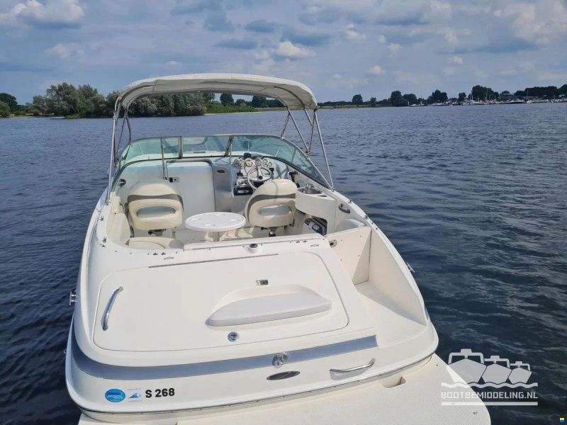 Maxum 2400 SC3