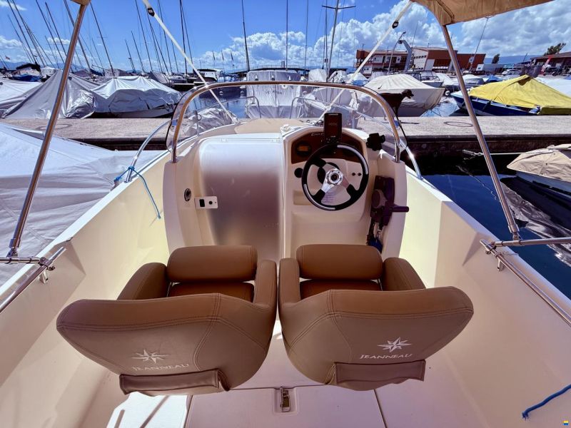 Jeanneau CAP Camarat 5.5CC