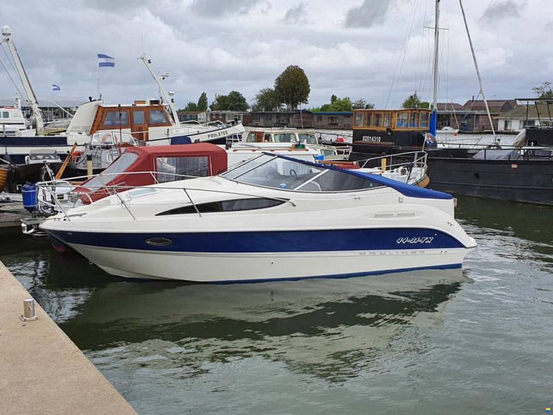 Bayliner 275  BL