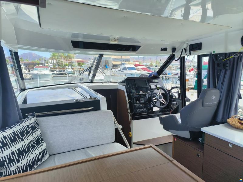 Jeanneau Merry Fisher 1095 Flybridge
