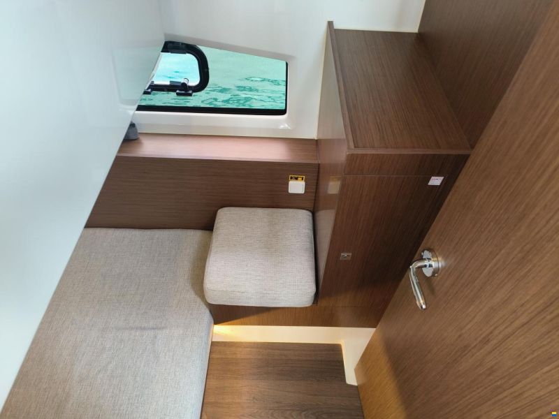 Jeanneau Merry Fisher 1095 Flybridge