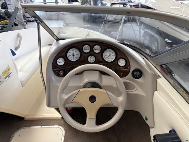 Stingray 180 RX Bowrider, Bj. 2005 Berlin bei Ya