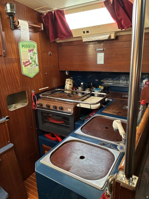 Dufour 35