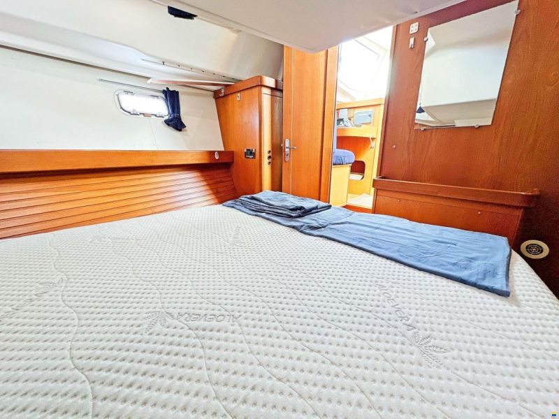Wauquiez Pilot Saloon 40