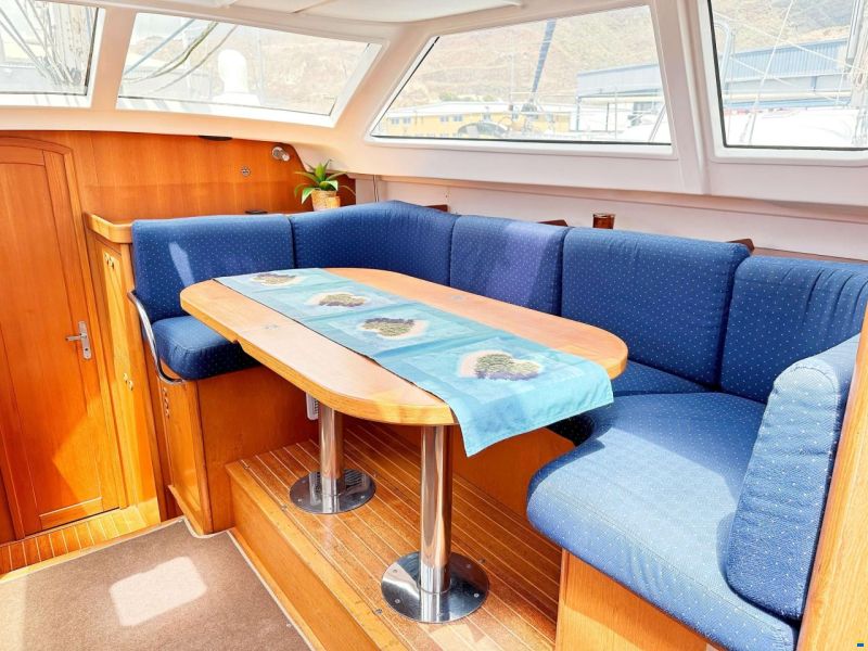 Wauquiez Pilot Saloon 40
