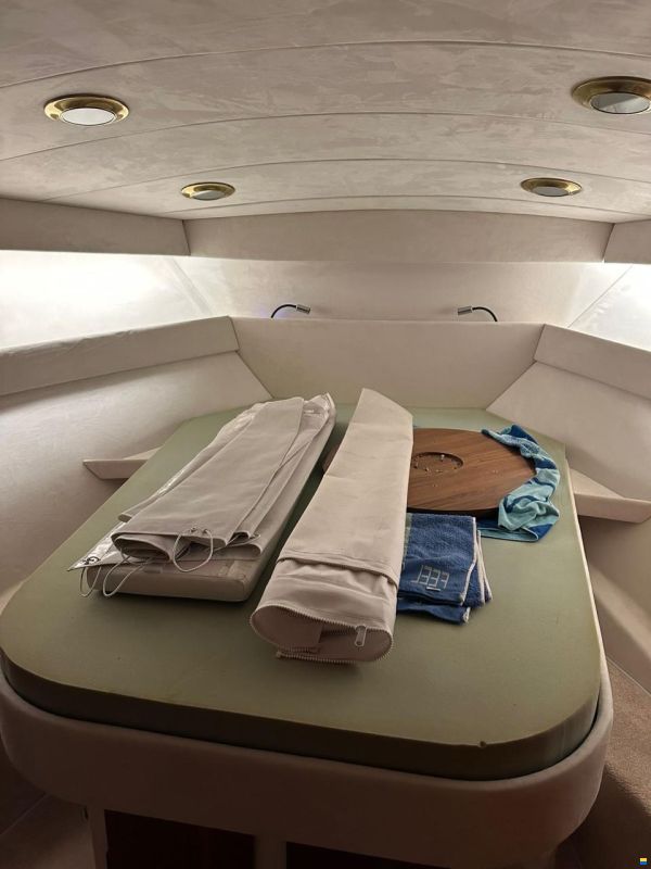 Azimut 35 Fly