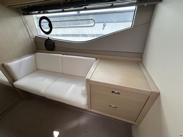 Princess V40