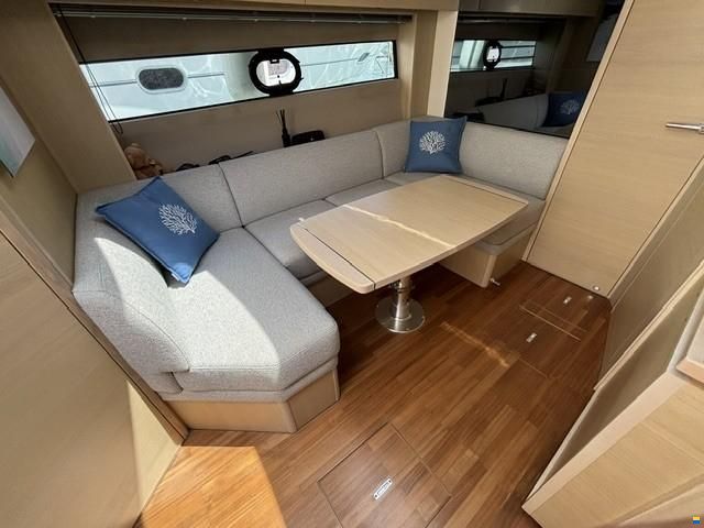 Princess V40