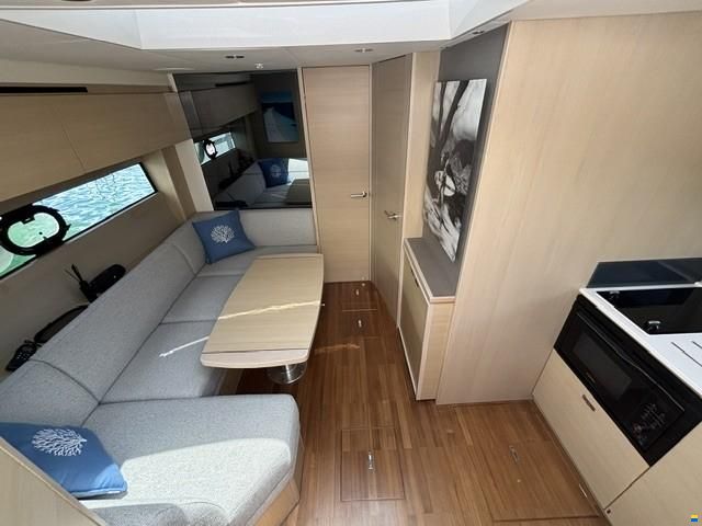 Princess V40