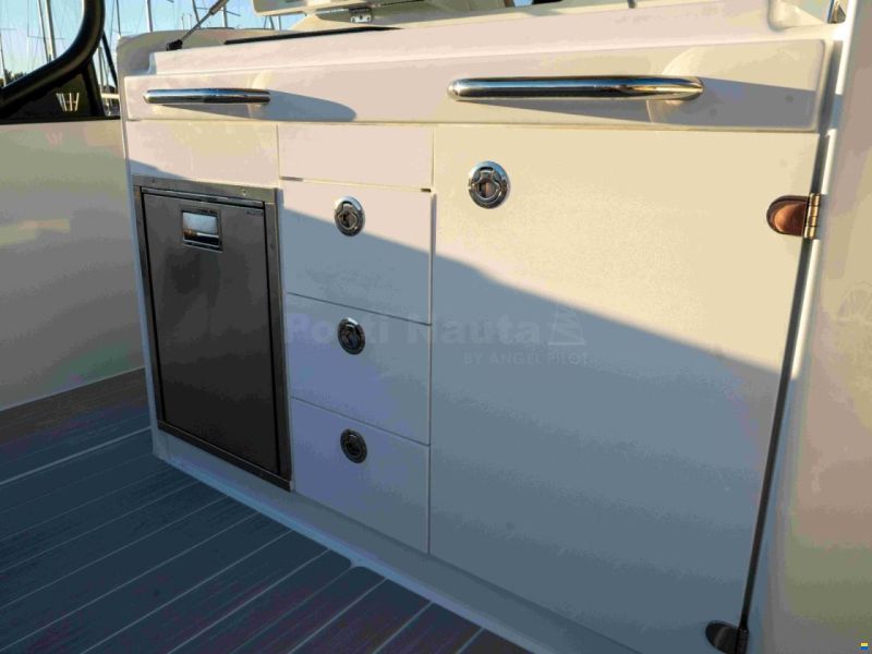 Wellcraft 28 T-Top