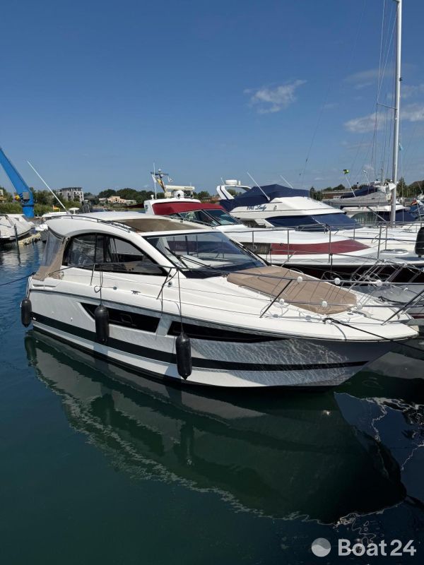 Jeanneau Leader 9