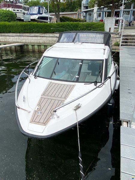 Flipper ST 700