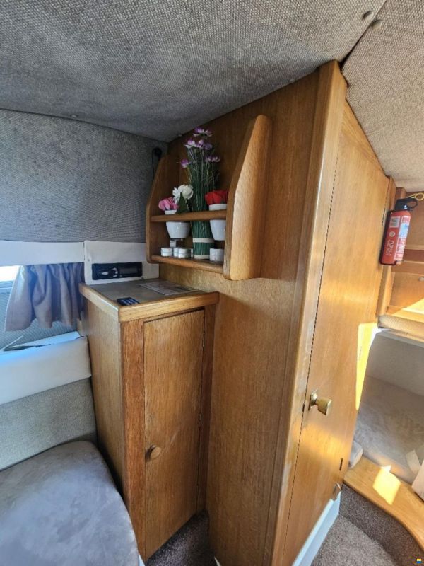 Sealine 220 Senator