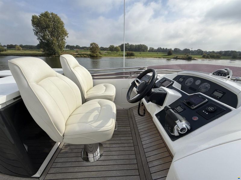 Princess 56