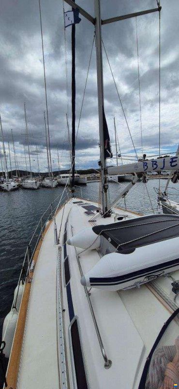 Bavaria 44
