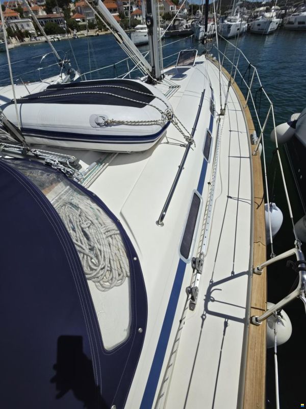Bavaria 44