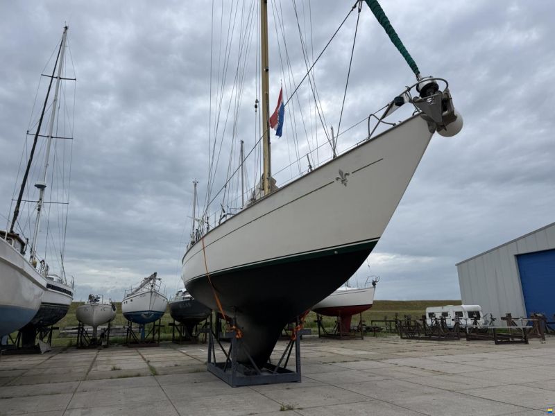 Van de Stadt Gallant 53