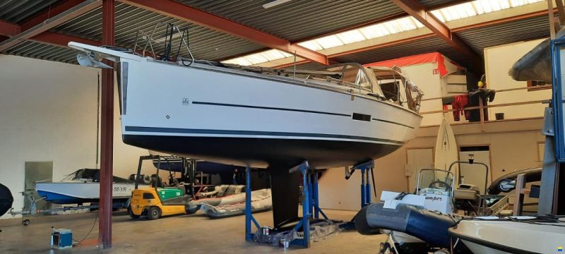 Dufour Grand Large 360