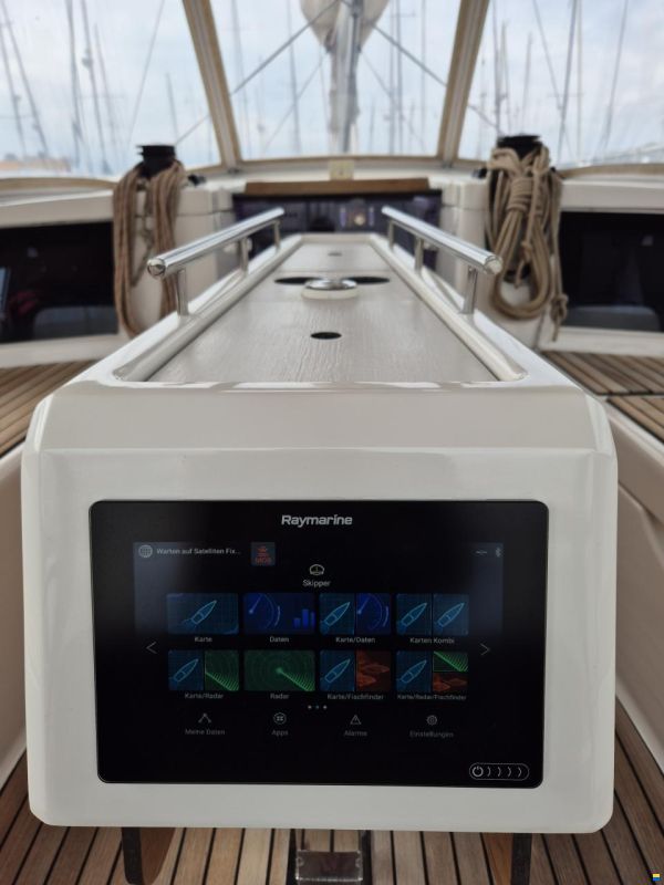 Dufour Grand Large 360