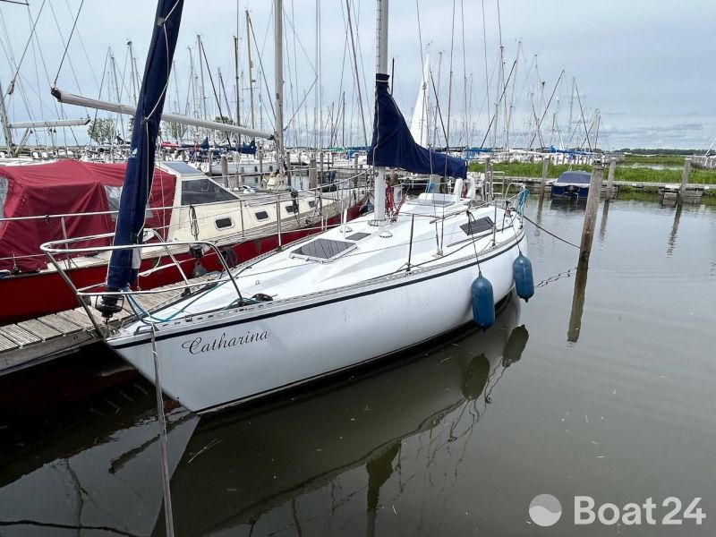 Beneteau First 30