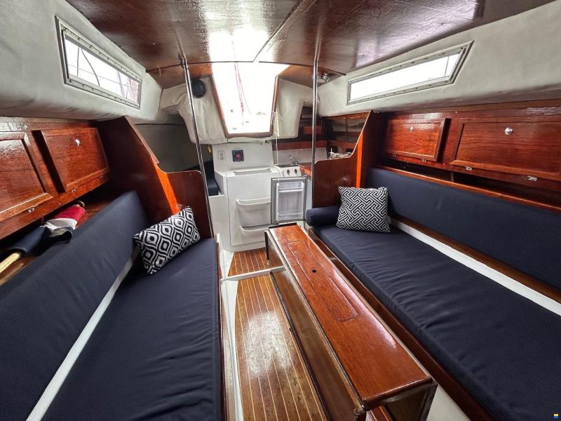 Beneteau First 30