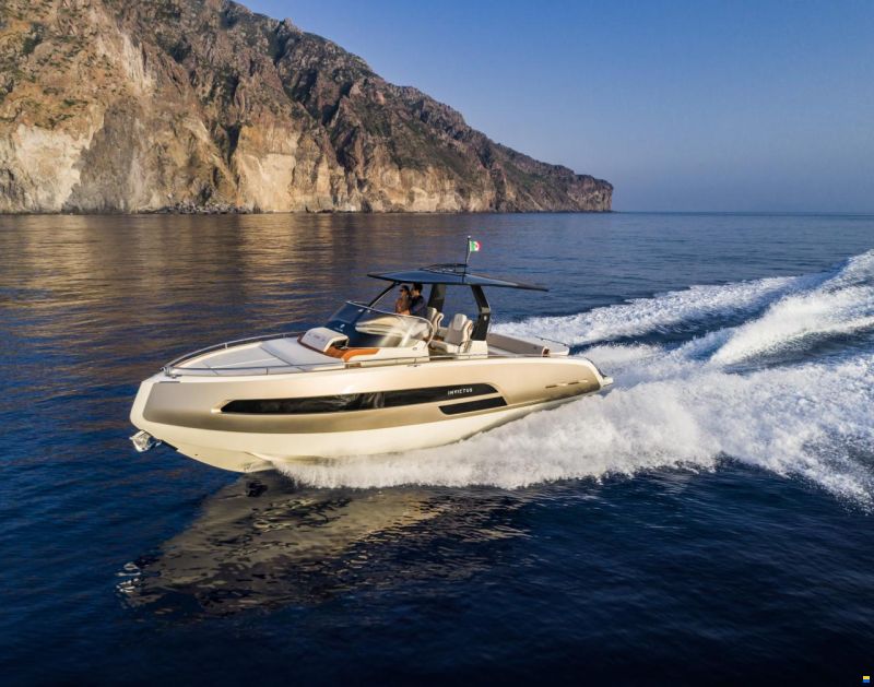 Invictus GT 320