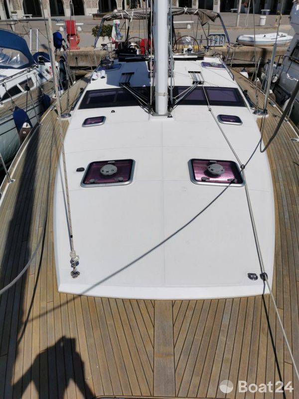Jeanneau 53